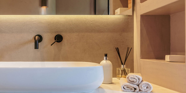 Reforma de Baños en Alcalá de Henares · Amplia variedad de Revestimientos para Baños