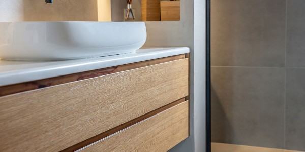 Reforma de Baños en Alcalá de Henares · Instalación de Muebles y Accesorios de Baño